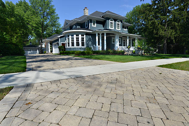 Best Best Driveway Pavers  in Hwatha, IA